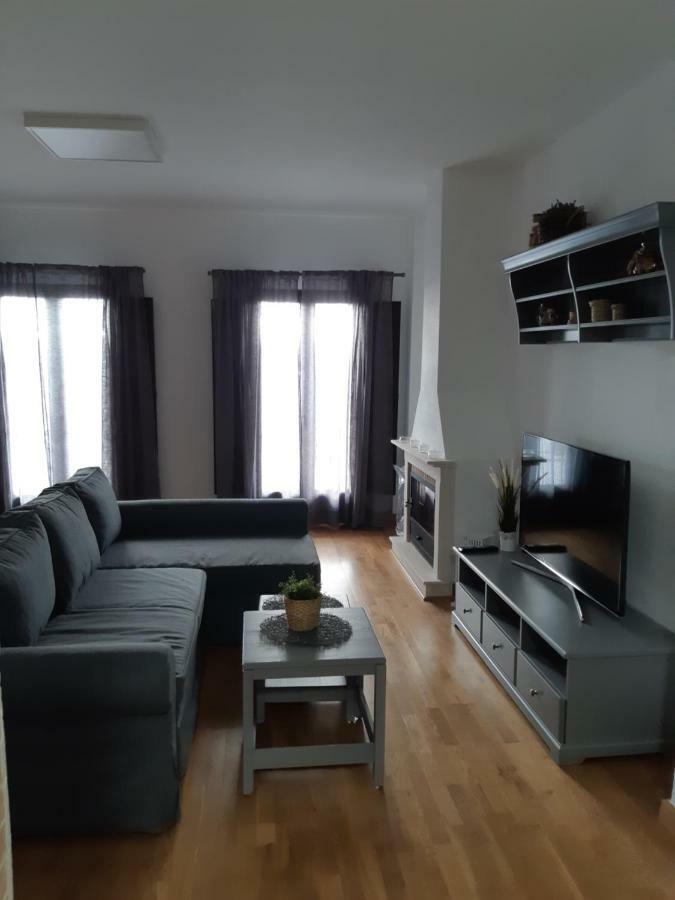 La Fuente Apartment *
